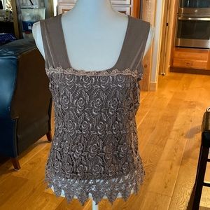 Vejaiz Designs beautiful Women's lace tank taupe